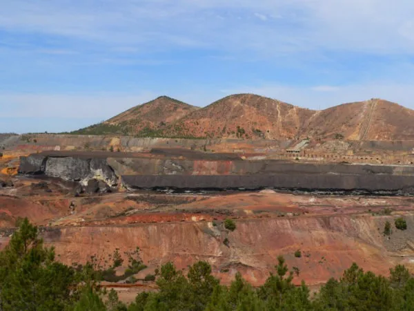 Antigua Función y el Escorial desde el tren