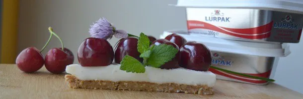 tarta-cerezas-cuajada