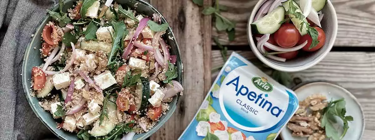 Ensalada de cuscús con cherry, pepino y Arla Apetina